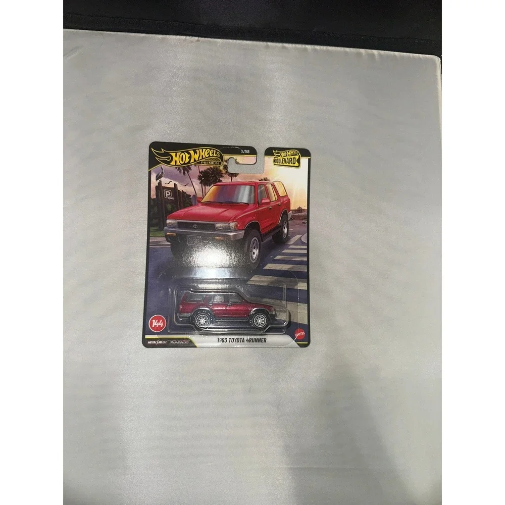 Hot Wheels Premium Boulevard 1993 Toyota 4Runner Red Real Riders #144 GJT68